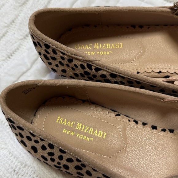 Isaac Mizrahi Animal Print Mary Janes Flats size 9.5 - Picture 2 of 11